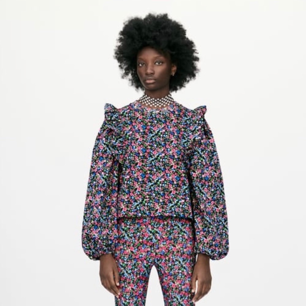 Zara Multicolor Floral Sweater